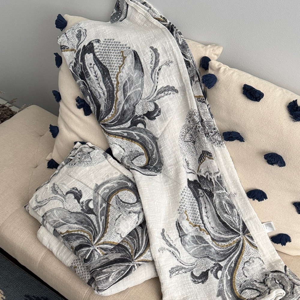 Anthropologie Cream and Gray Floral Throw Blanket
